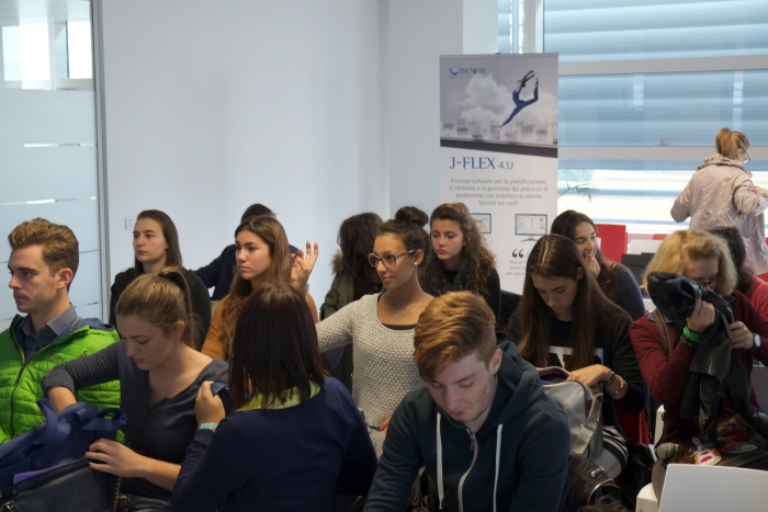 Studenti dello Zanon Indirizzo Relazioni Internazionali e Marketing in visita in Tecnest